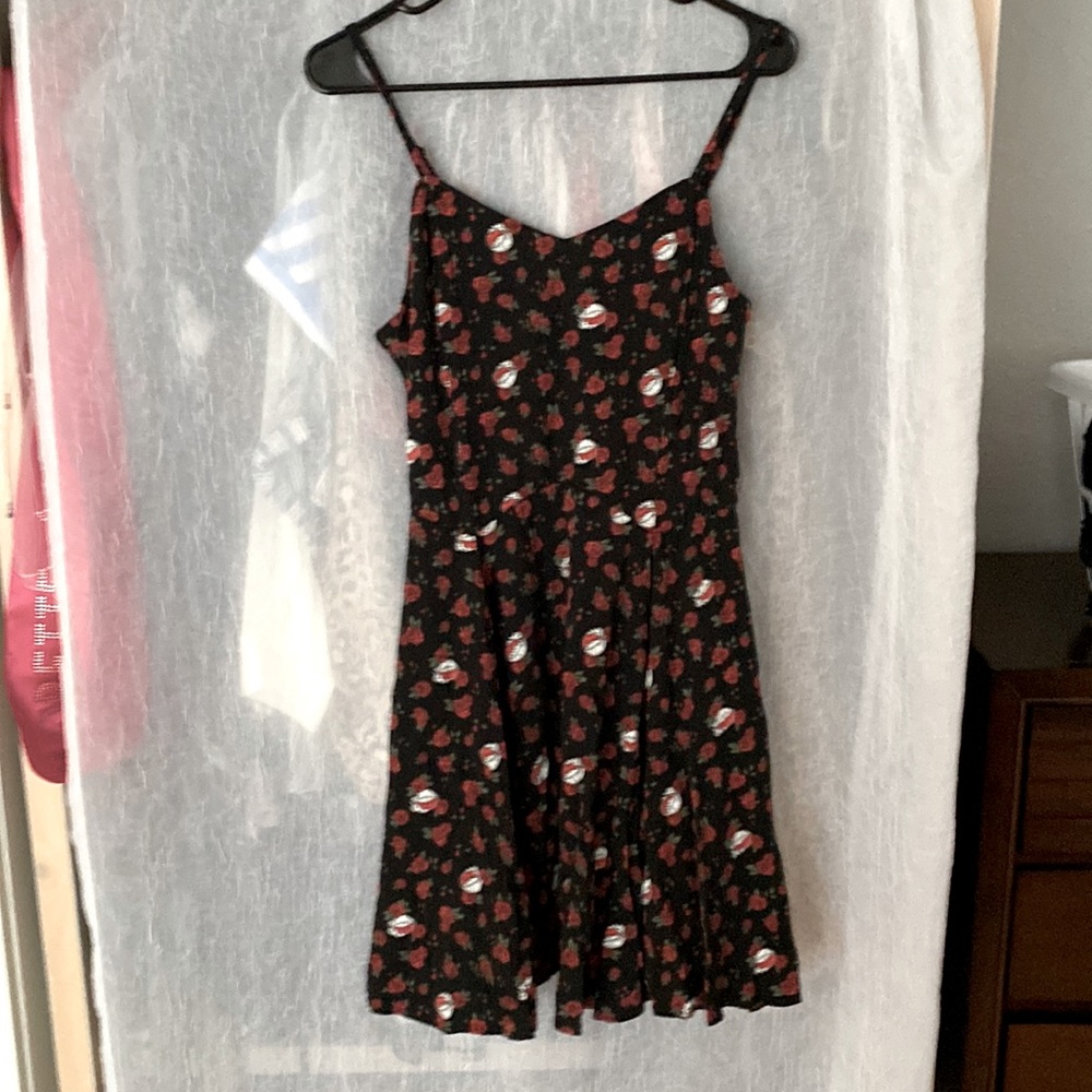 Sleeveless Babydoll Fit & Flare Dress Red Rose & Skull Print